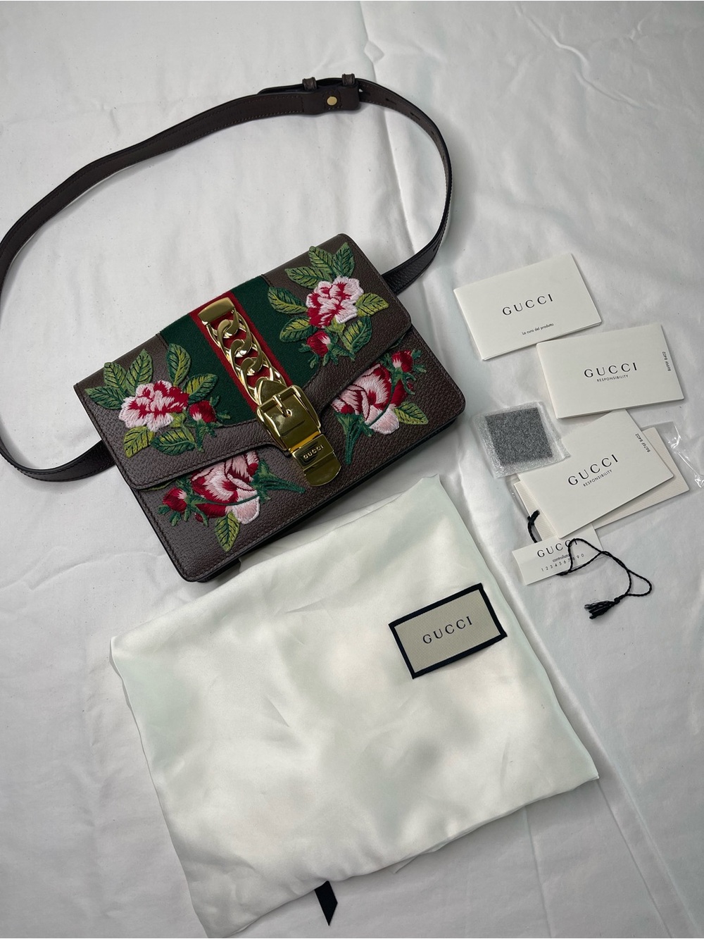 $1980 Gucci Sylvie Floral Embroider Leather belt bag 476811  belt size 95 cm-37”